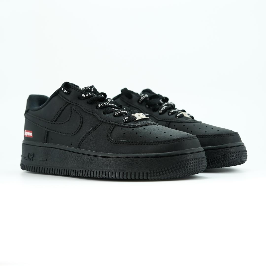 Nike Air Force 1 Supreme Black